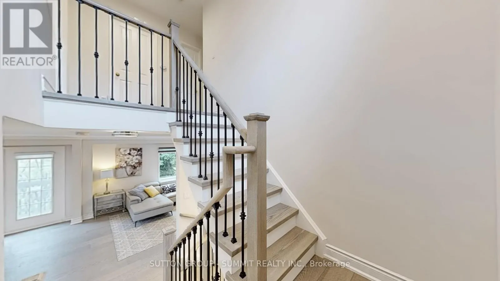 12 - 5535 GLEN ERIN DRIVE