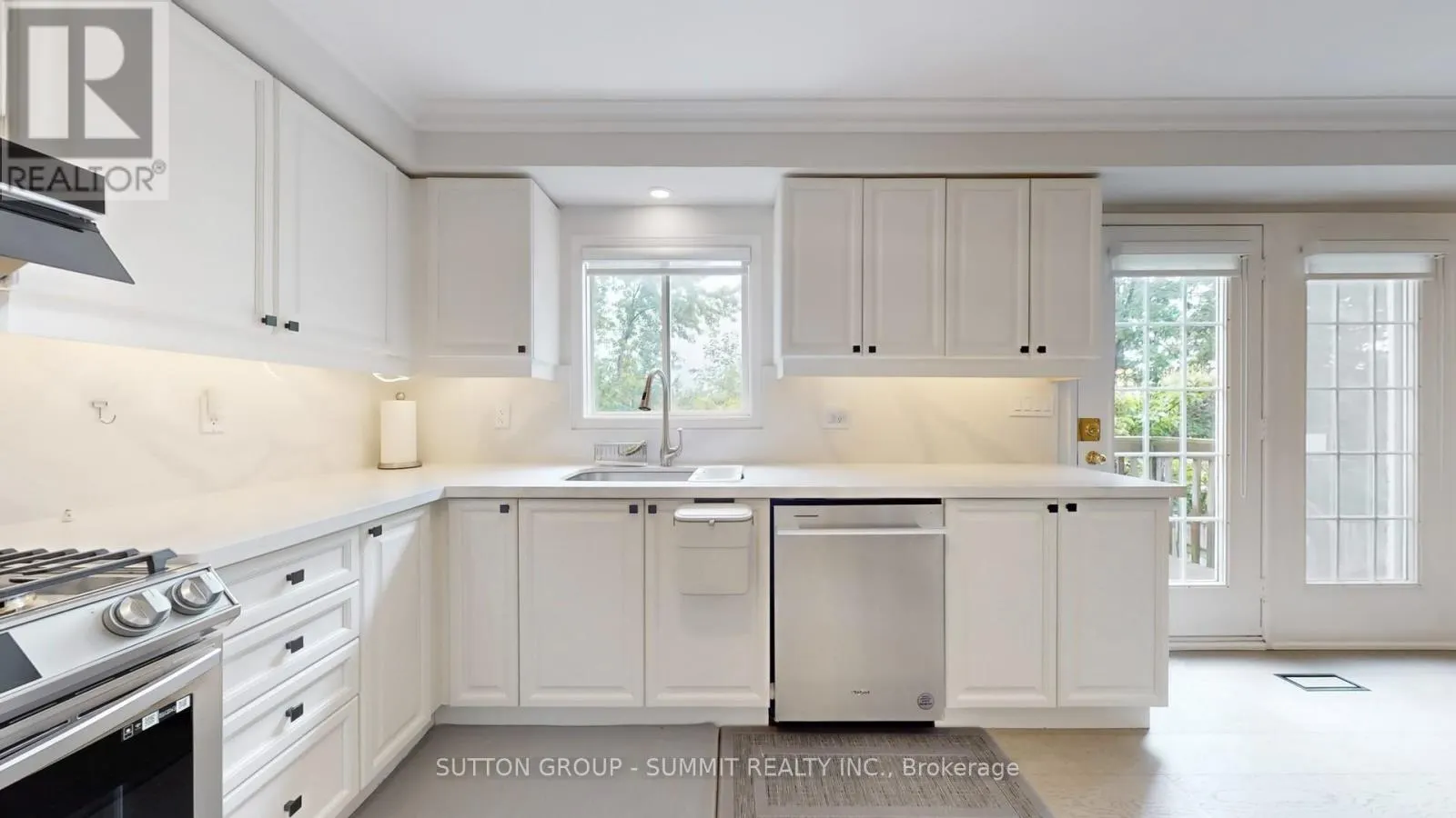 12 - 5535 GLEN ERIN DRIVE