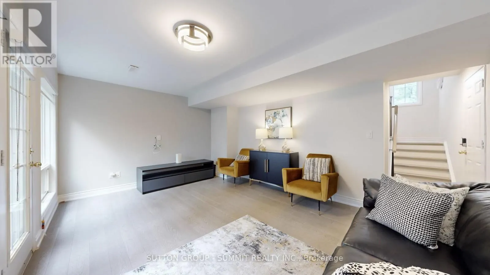 12 - 5535 GLEN ERIN DRIVE