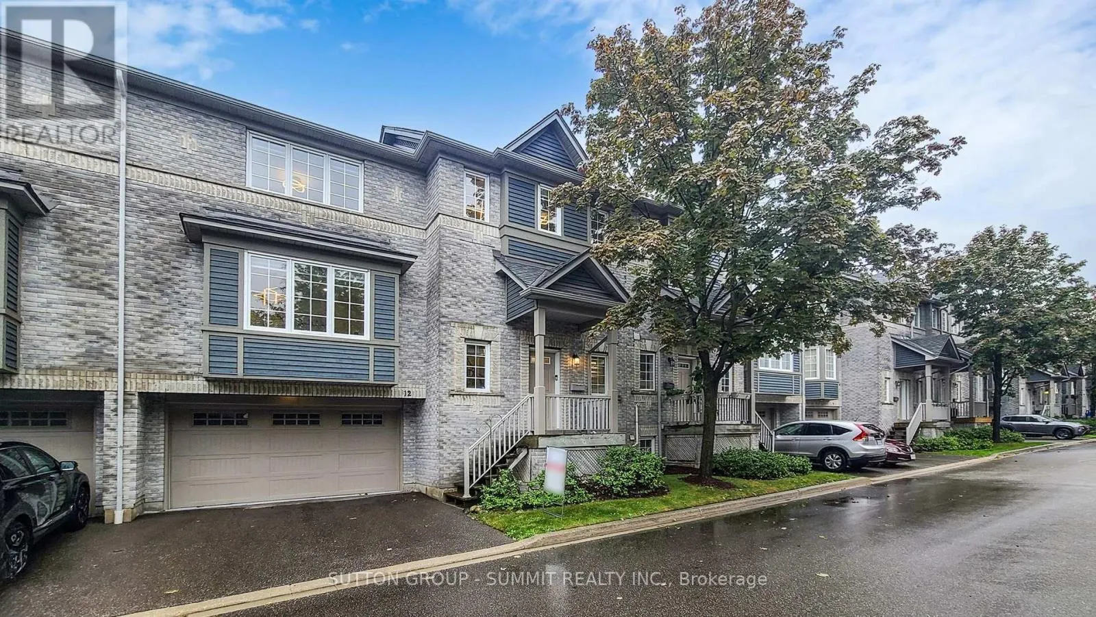 12 - 5535 GLEN ERIN DRIVE