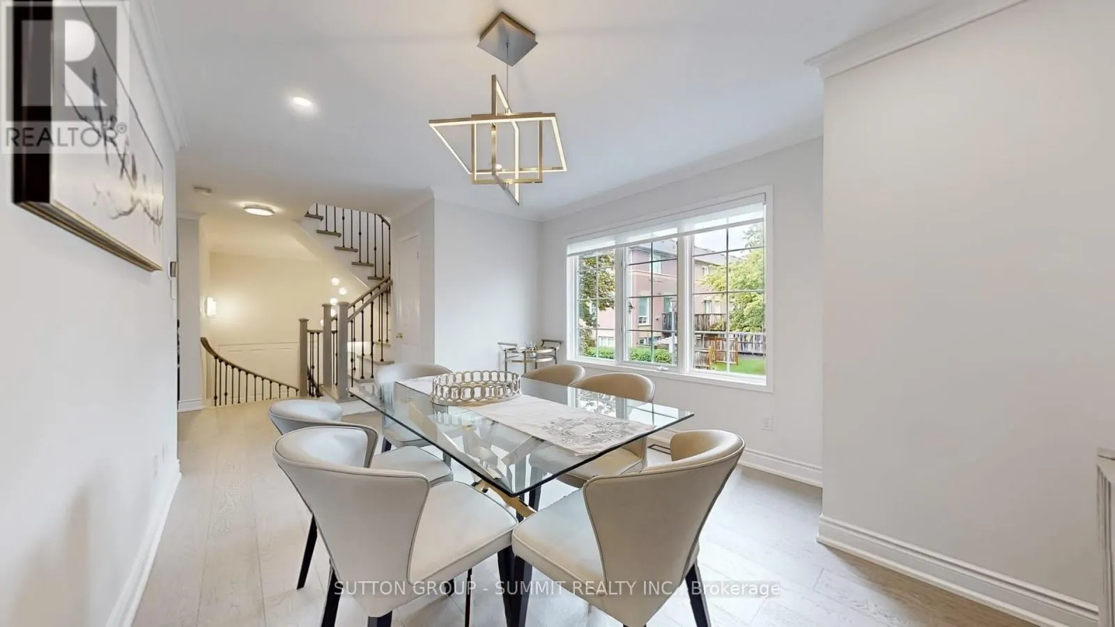 12 - 5535 GLEN ERIN DRIVE