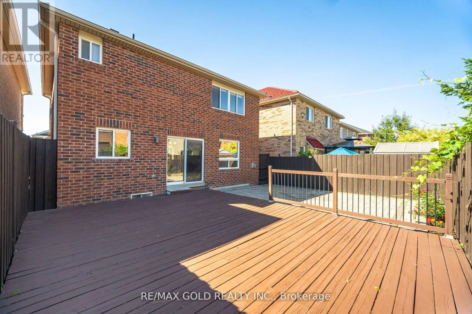 26 BUSHMILL CIRCLE