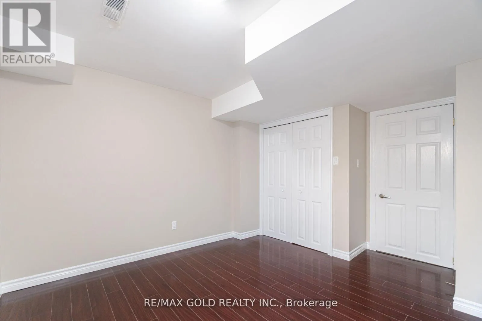 26 BUSHMILL CIRCLE