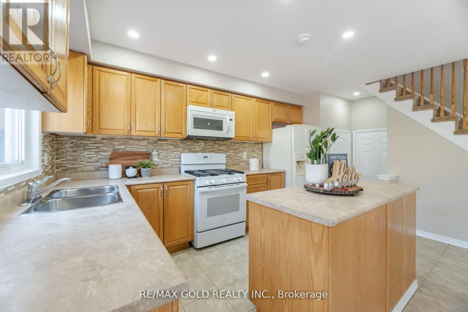 26 BUSHMILL CIRCLE