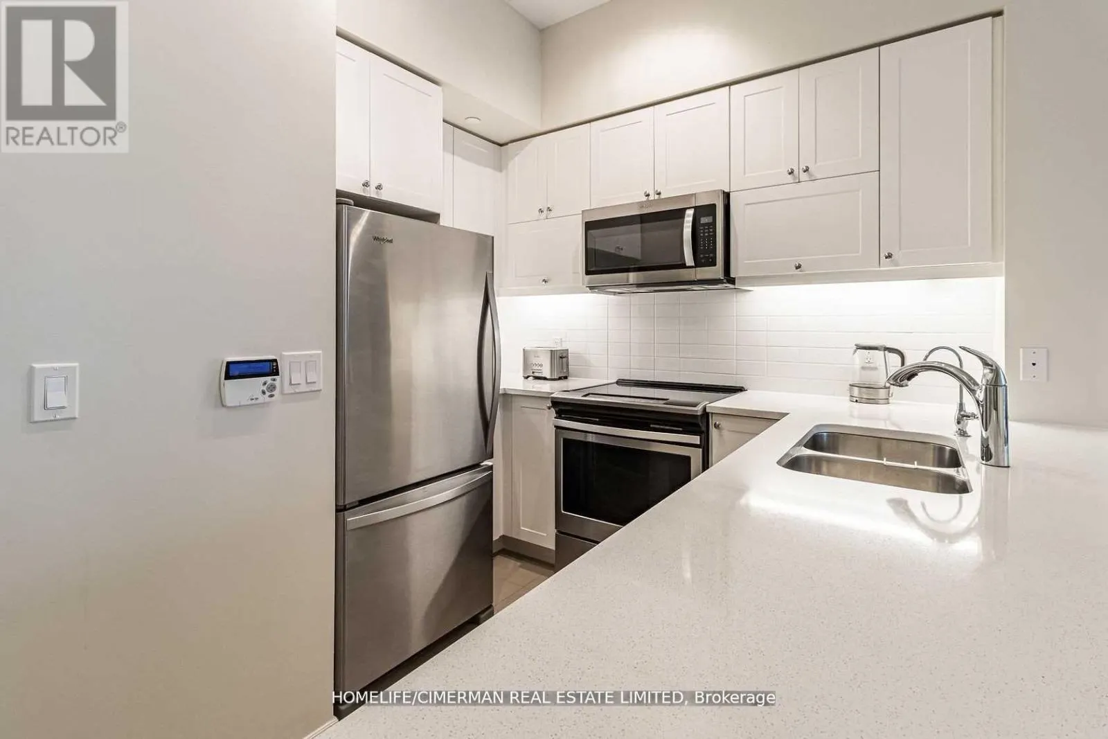 1703 - 39 ANNIE CRAIG DRIVE