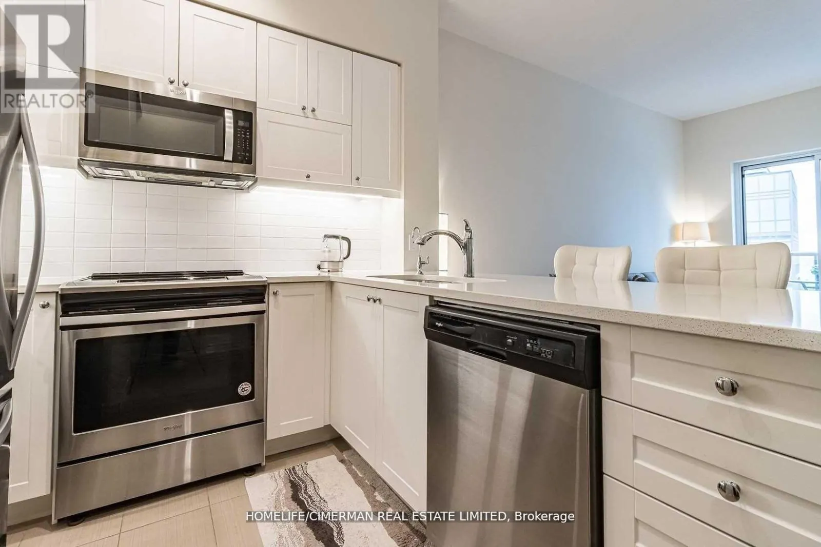 1703 - 39 ANNIE CRAIG DRIVE