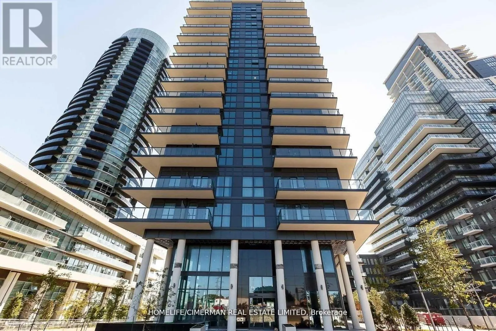 1703 - 39 ANNIE CRAIG DRIVE