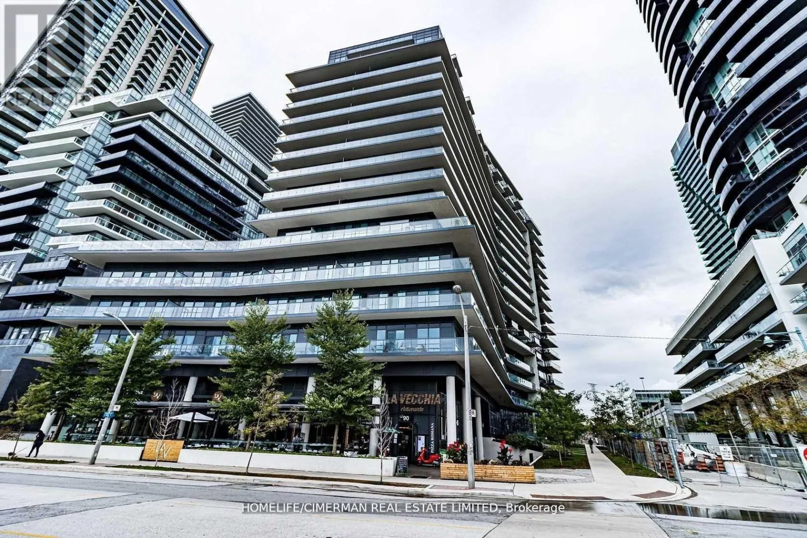 1703 - 39 ANNIE CRAIG DRIVE