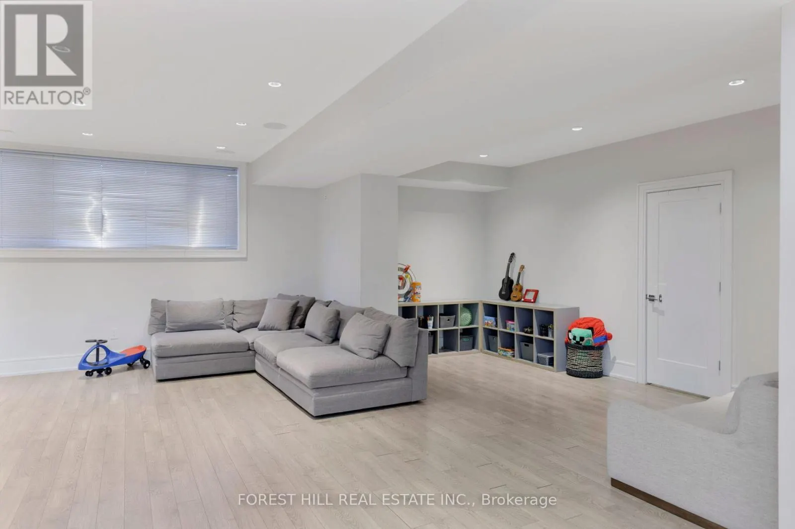 8 NORA ROAD