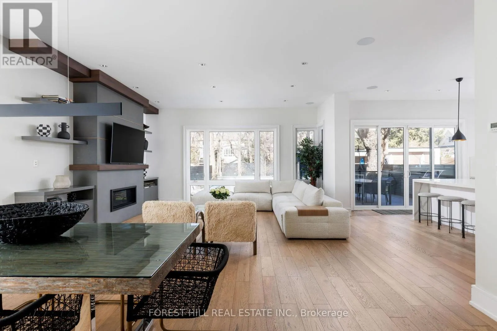 8 NORA ROAD