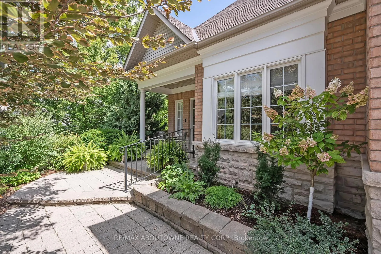 2375 RAVINE GATE