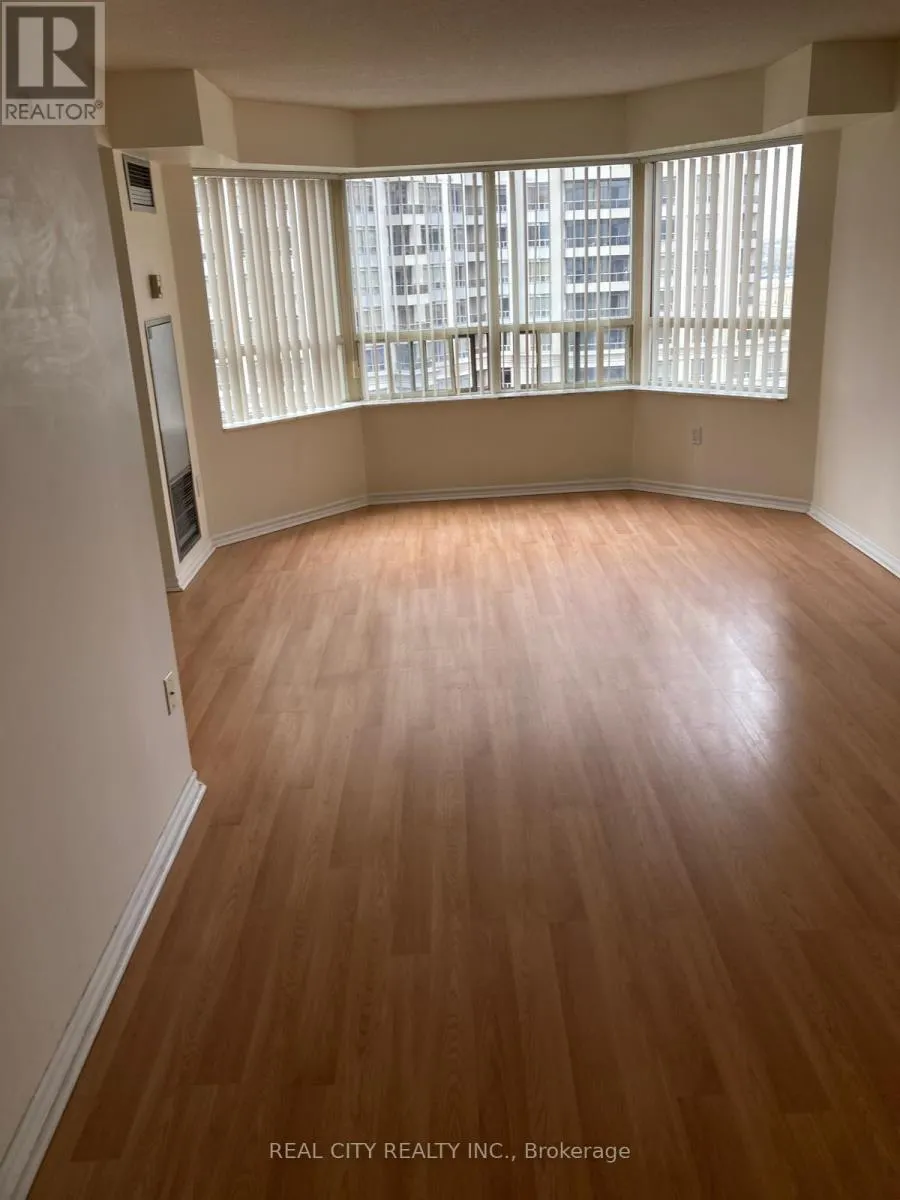 #2008 - 325 WEBB DRIVE