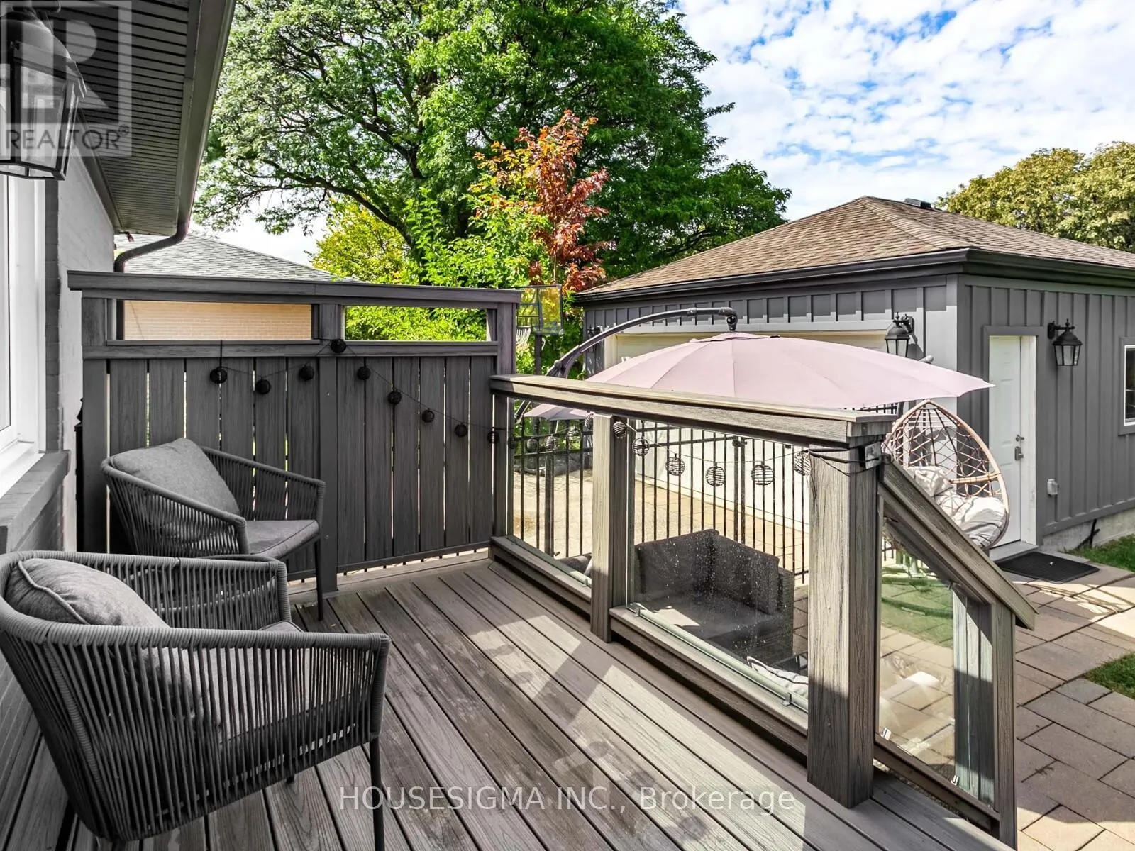 72 LUDSTONE DRIVE