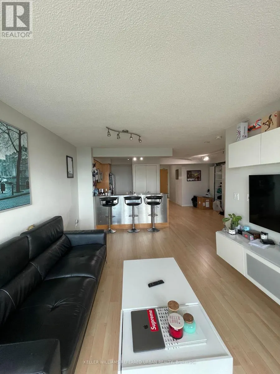 501 - 185 LEGION ROAD