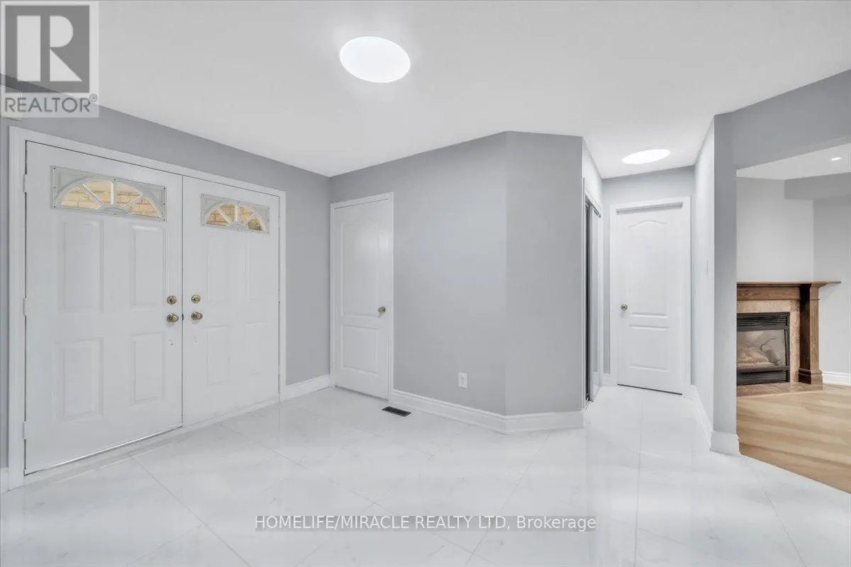 4 PEPPERTREE CRESCENT