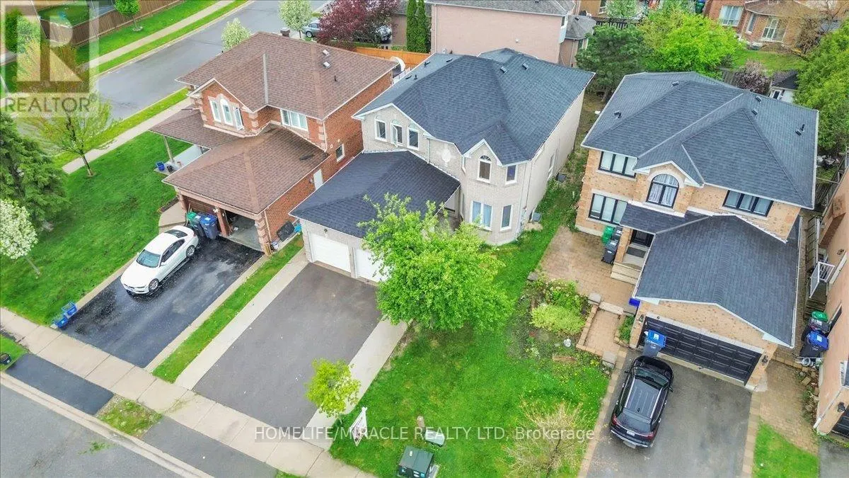 4 PEPPERTREE CRESCENT