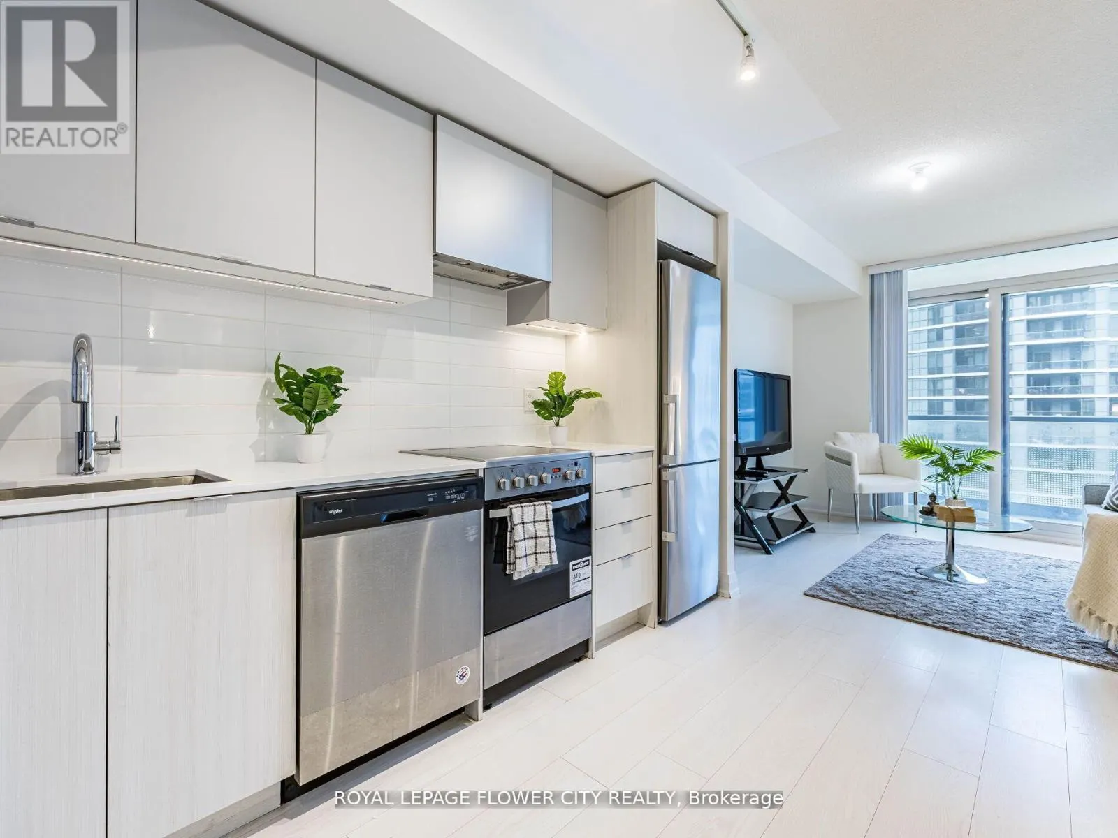 2804 - 30 GIBBS ROAD