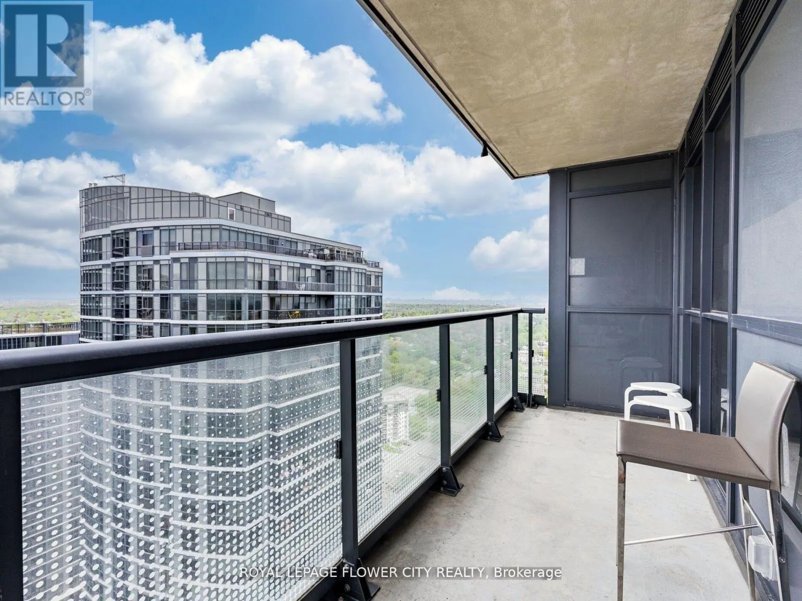 2804 - 30 GIBBS ROAD