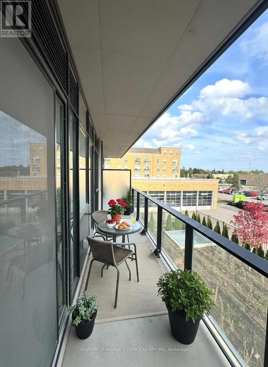 202 - 801 THE QUEENSWAY