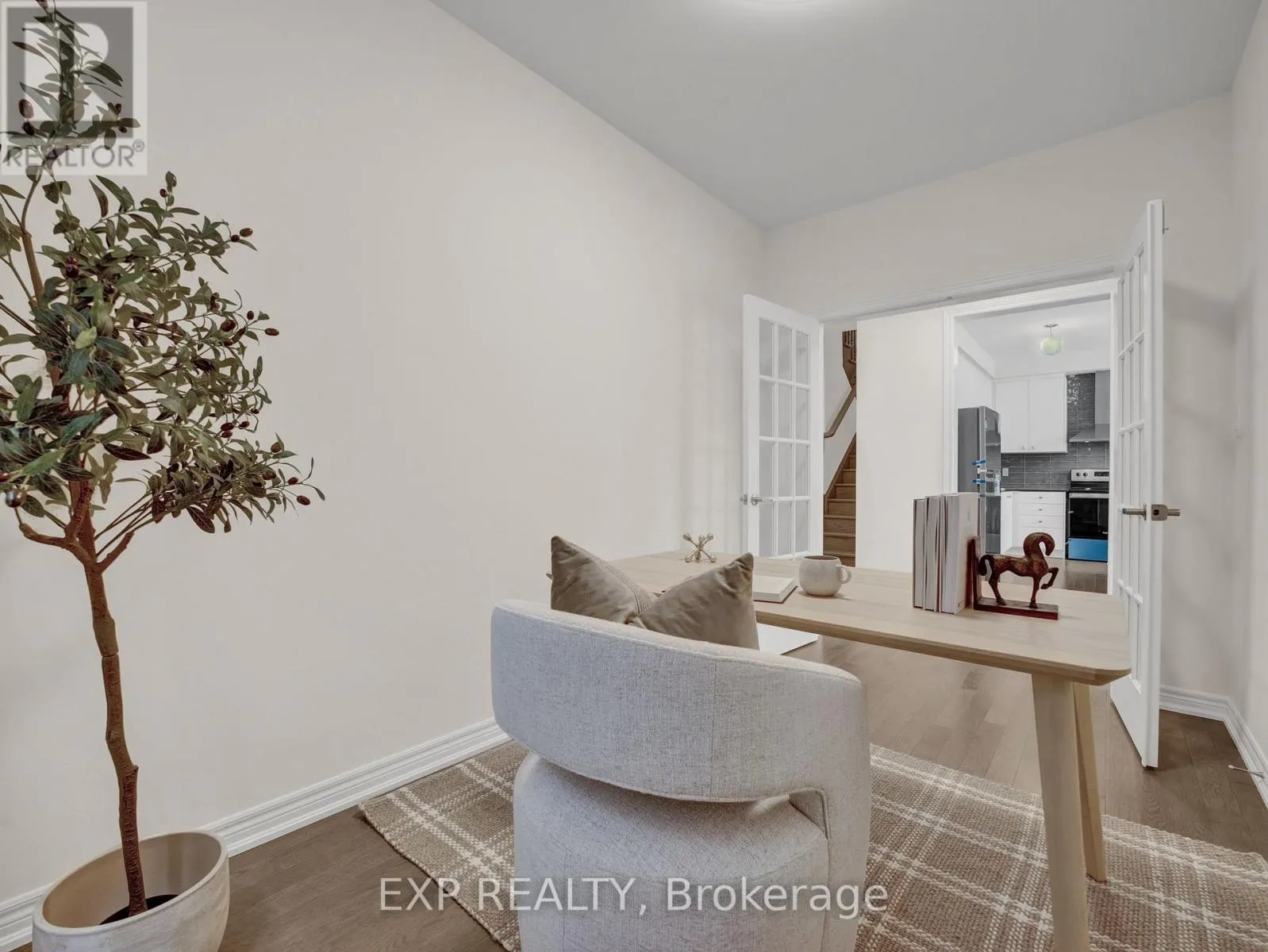 795 APPLE TERRACE