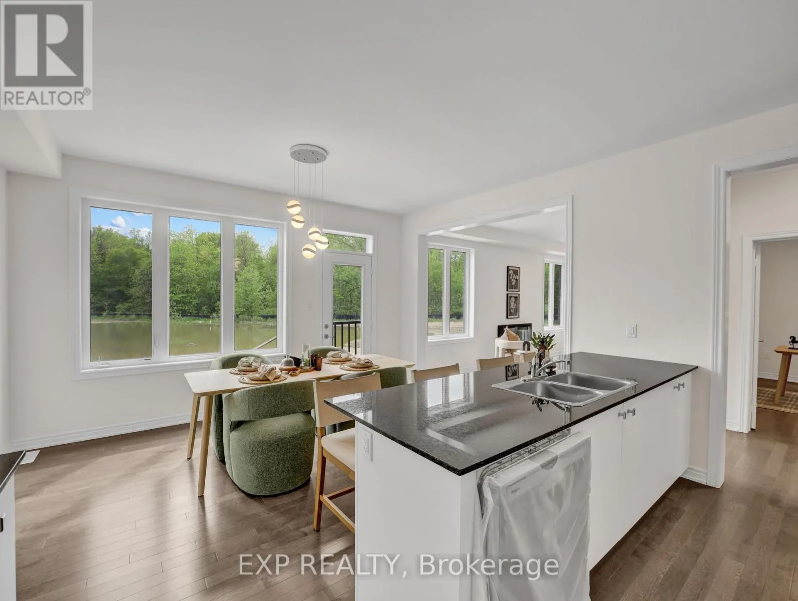 795 APPLE TERRACE