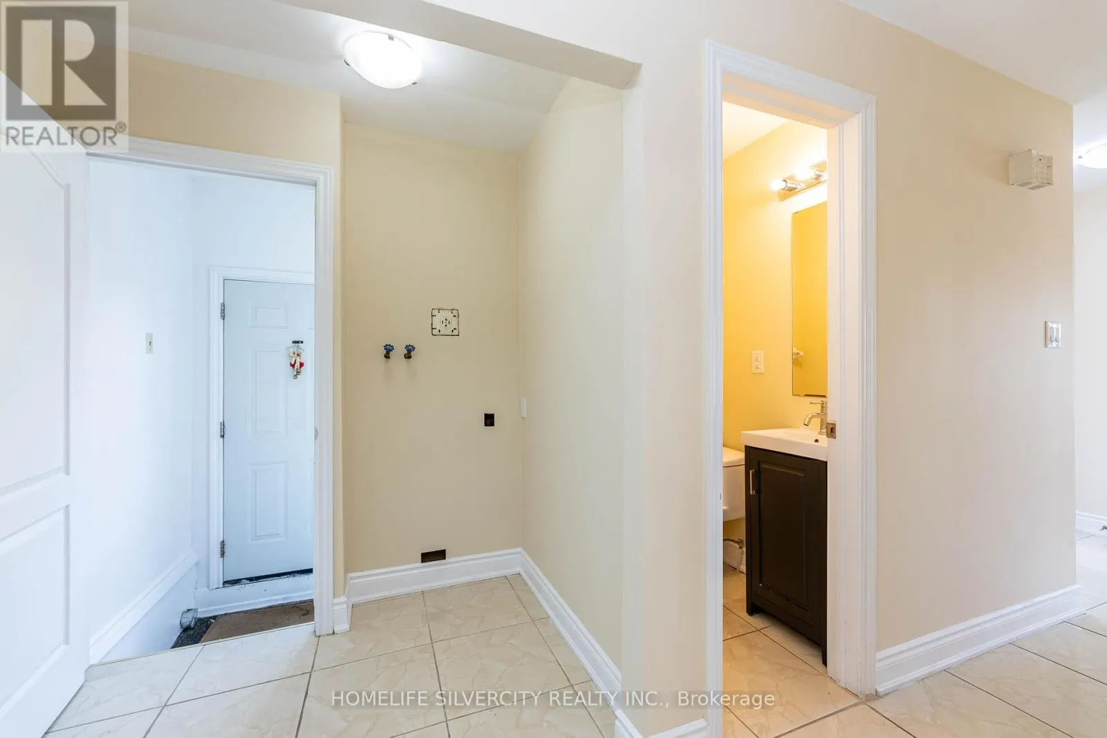 7258 REINDEER DRIVE