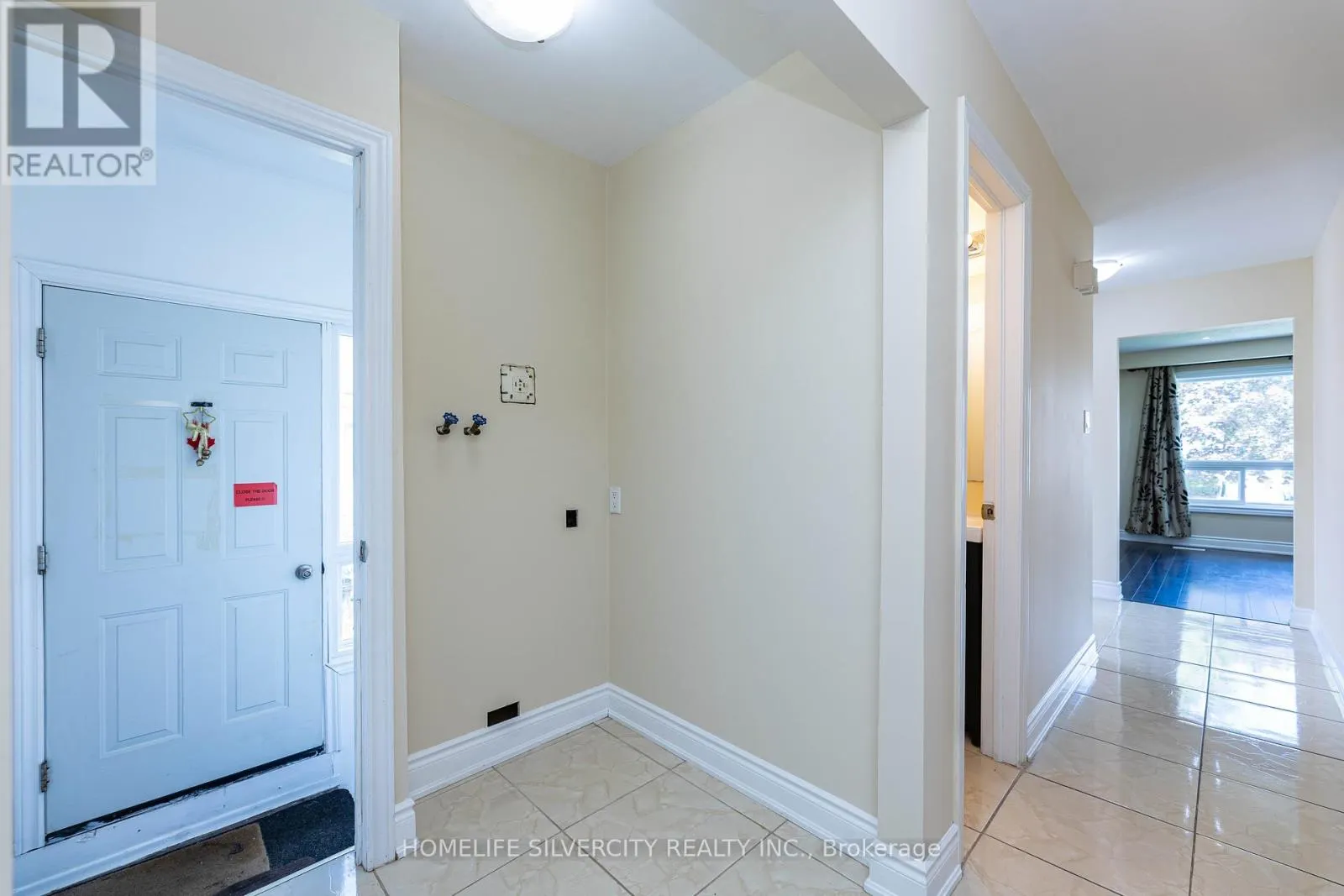 7258 REINDEER DRIVE