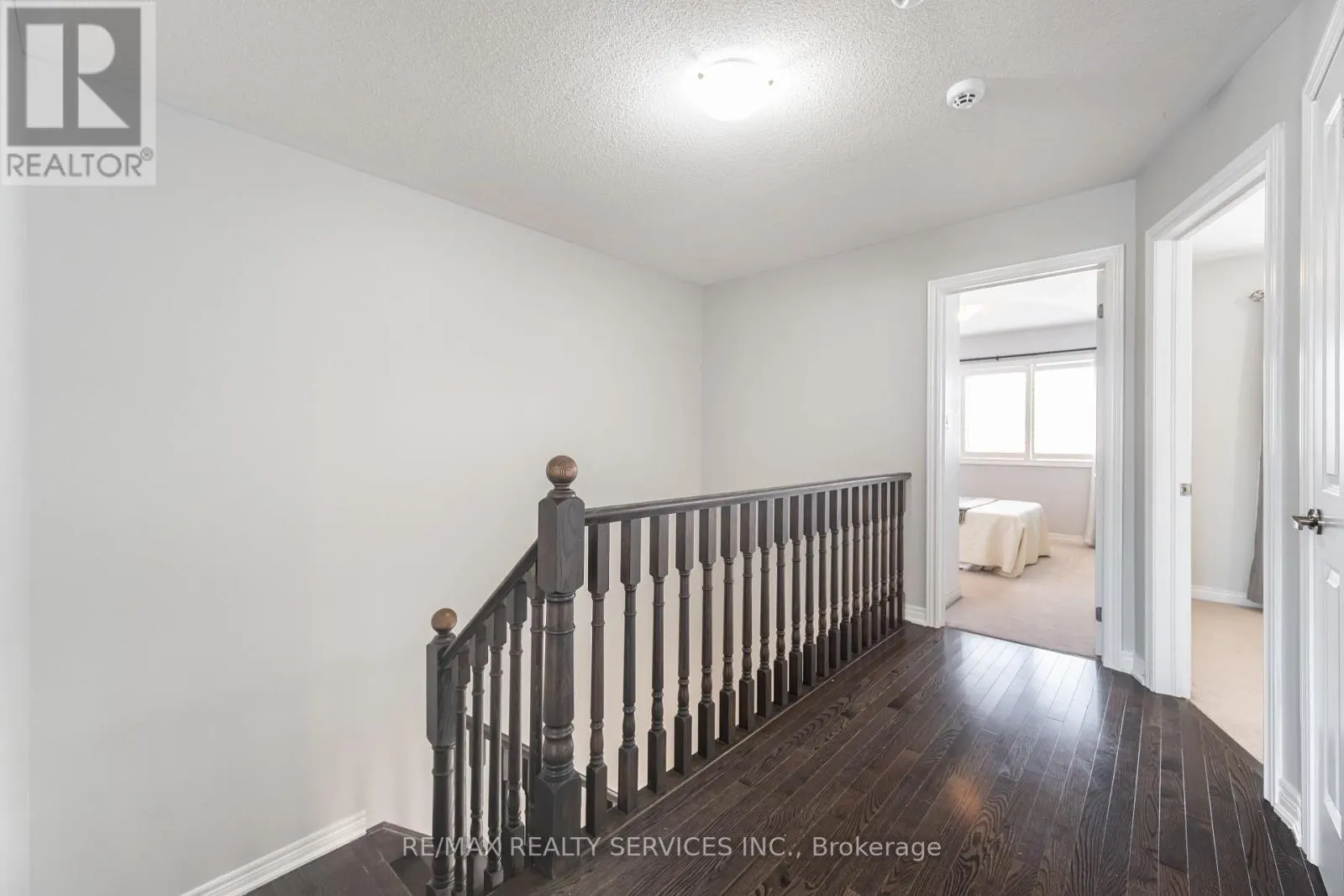 12 SEEDLAND CRESCENT