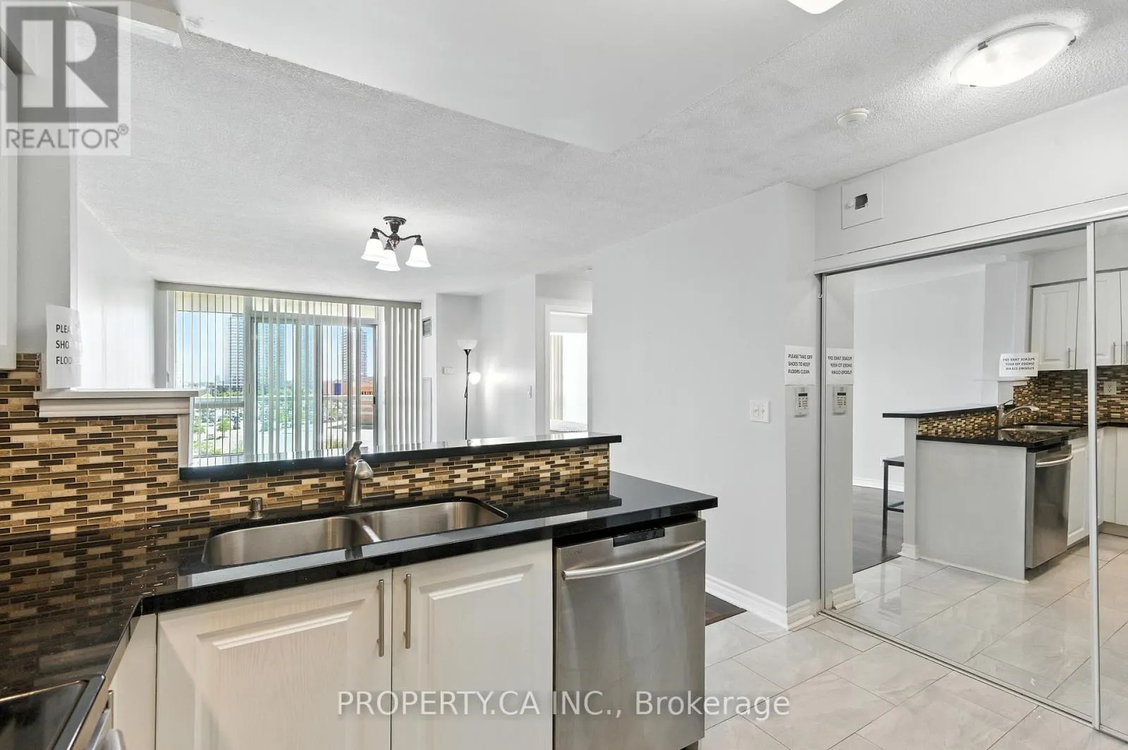 607 - 2585 ERIN CENTRE BOULEVARD