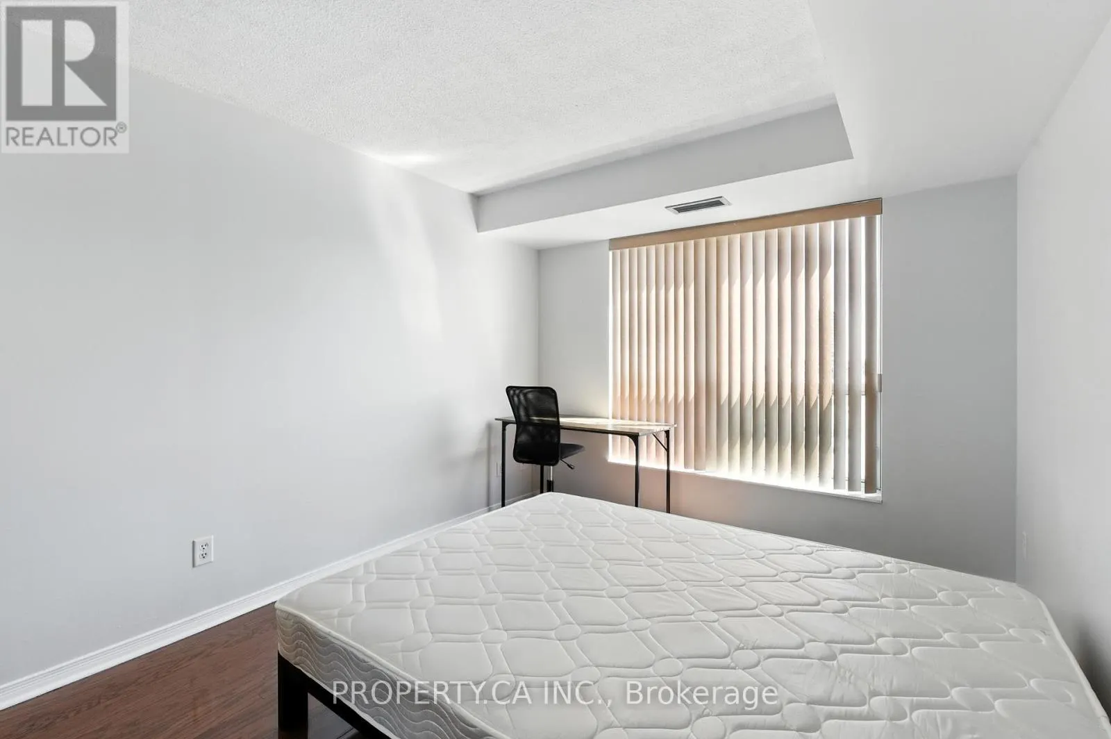 607 - 2585 ERIN CENTRE BOULEVARD