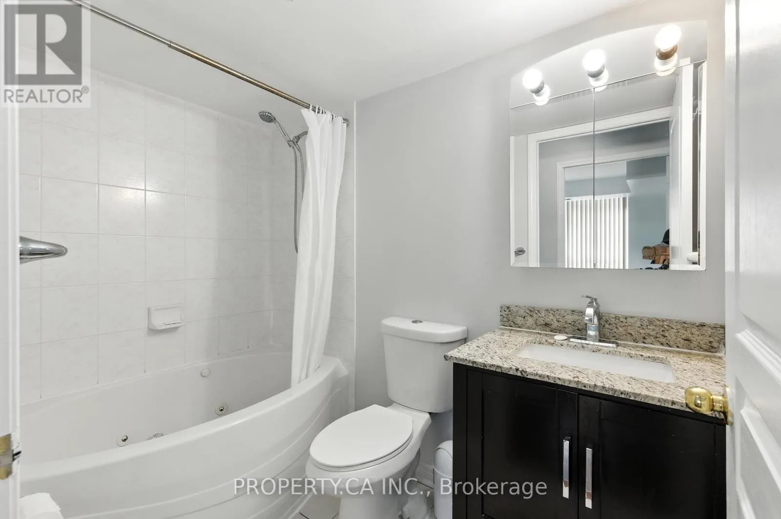 607 - 2585 ERIN CENTRE BOULEVARD
