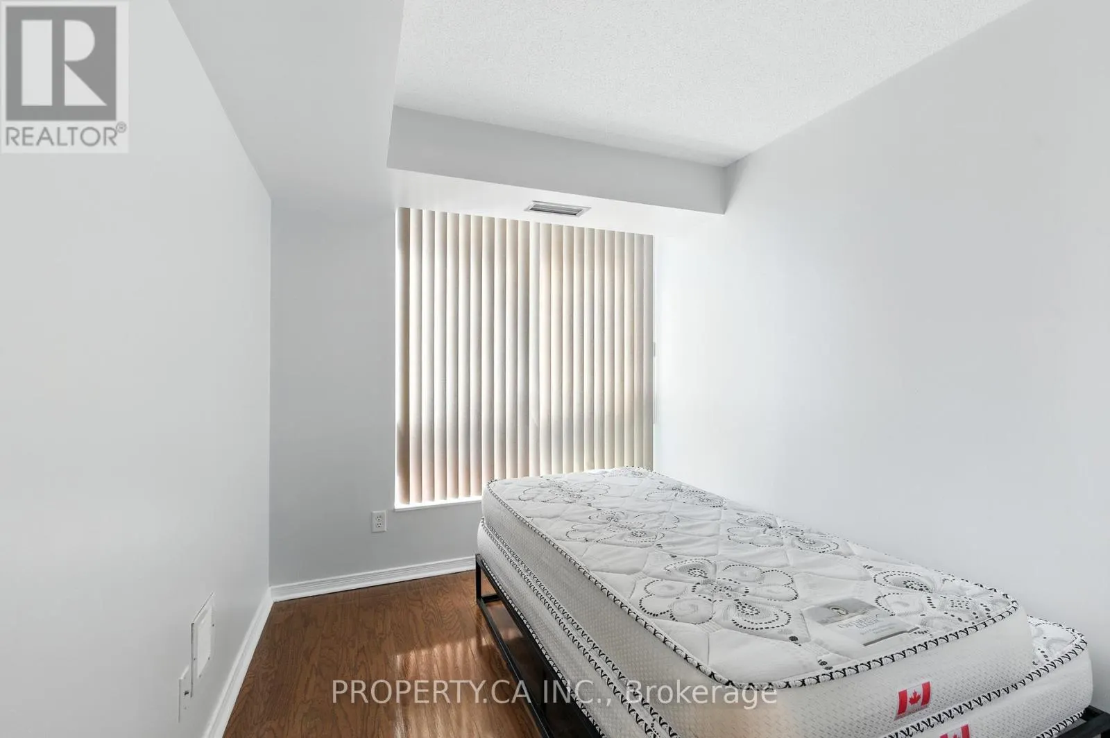 607 - 2585 ERIN CENTRE BOULEVARD