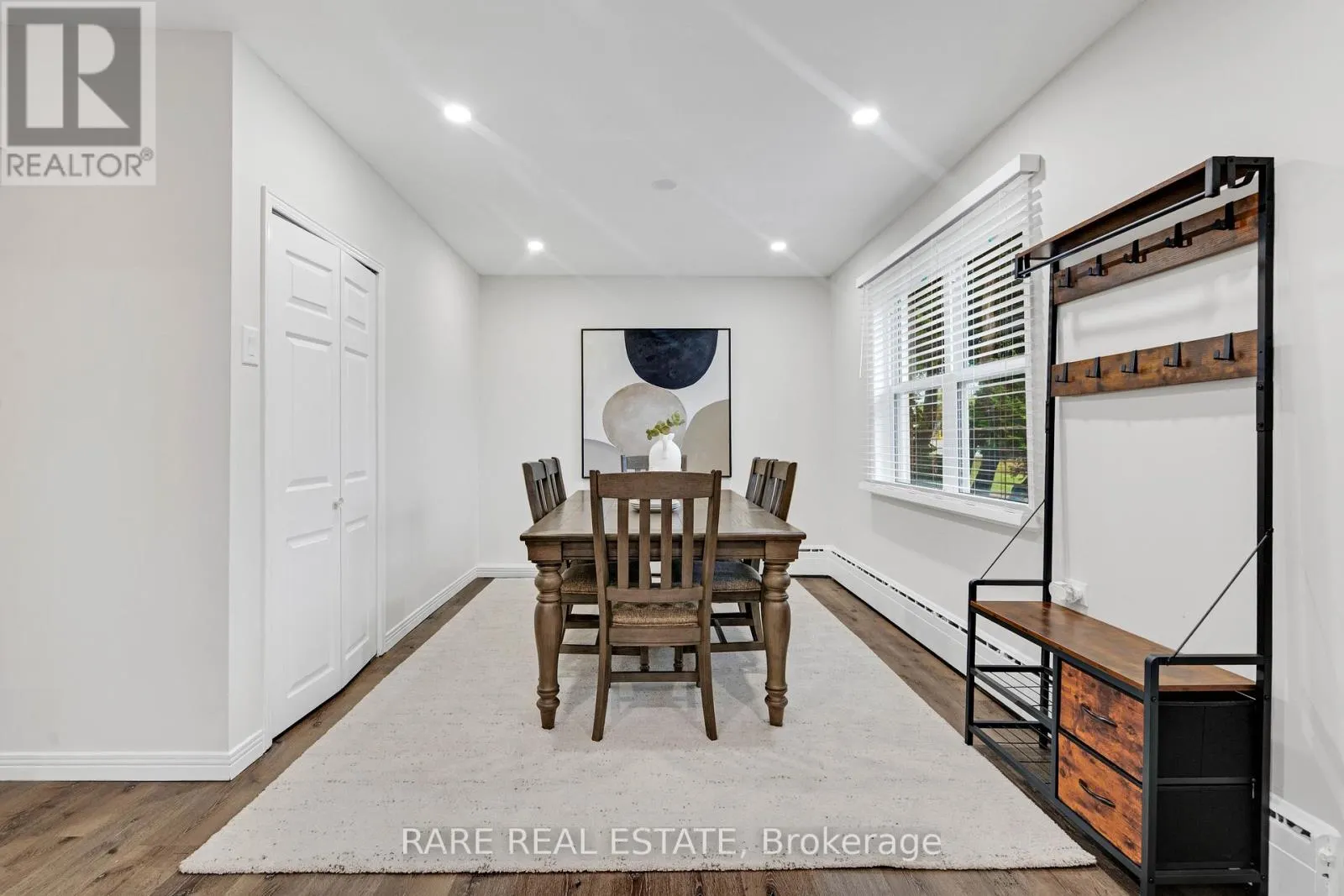 2073 LEIGHLAND ROAD