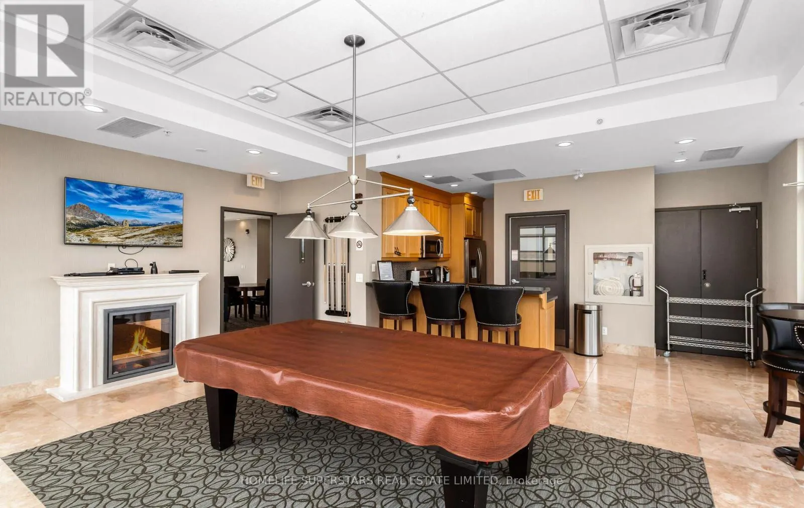 302 - 205 LAKESHORE ROAD W