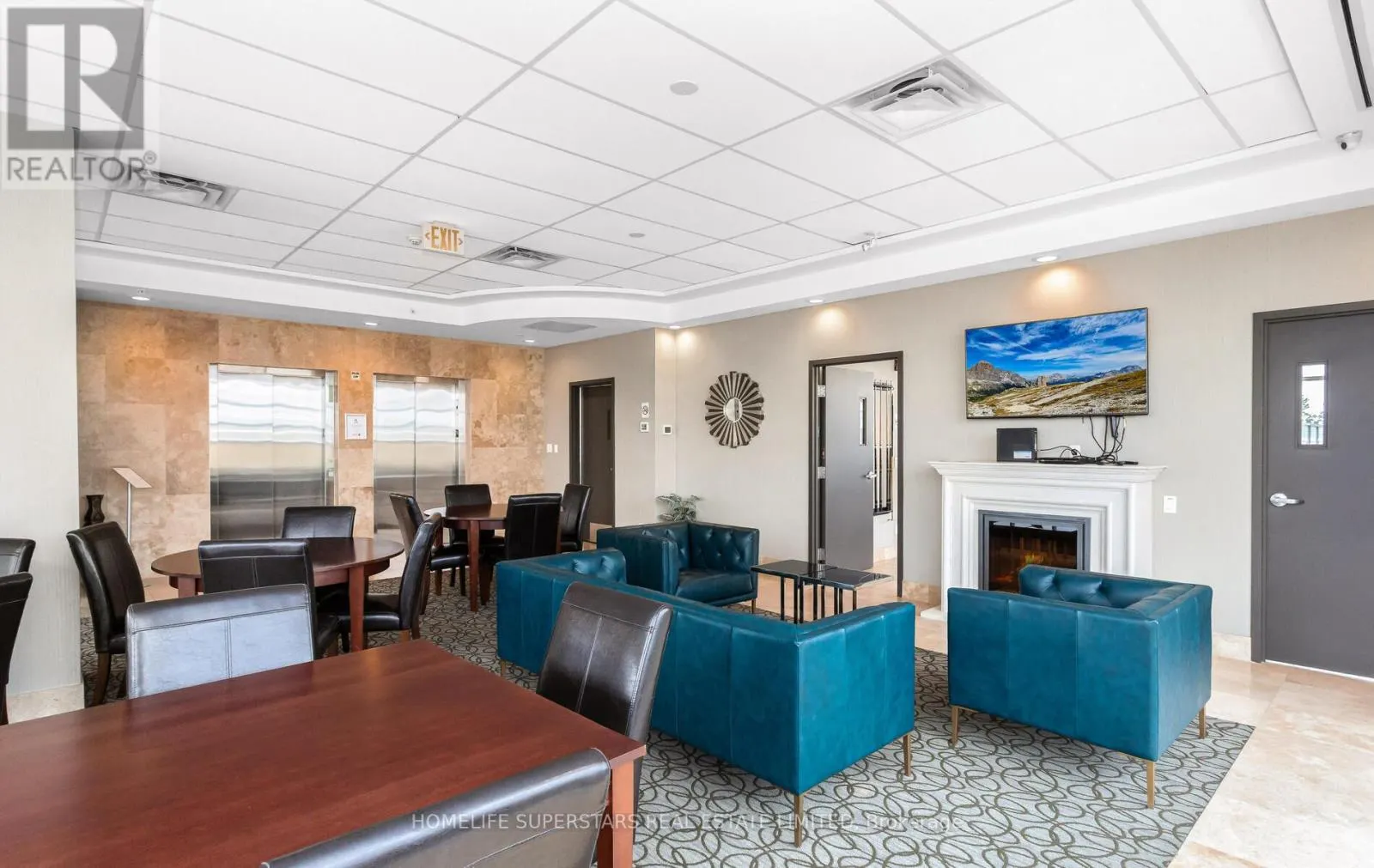 302 - 205 LAKESHORE ROAD W