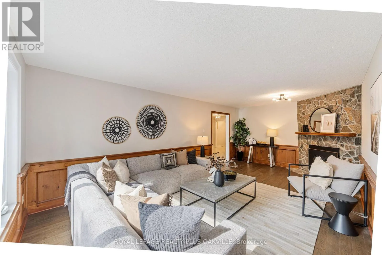 1298 HILTON LANE