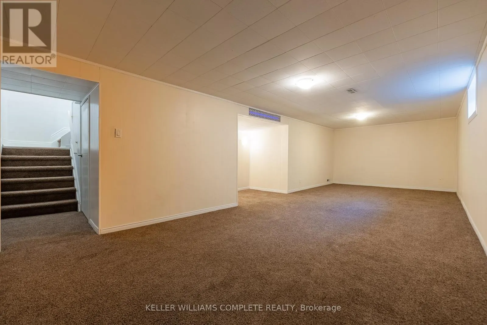1392 ROYAL DRIVE