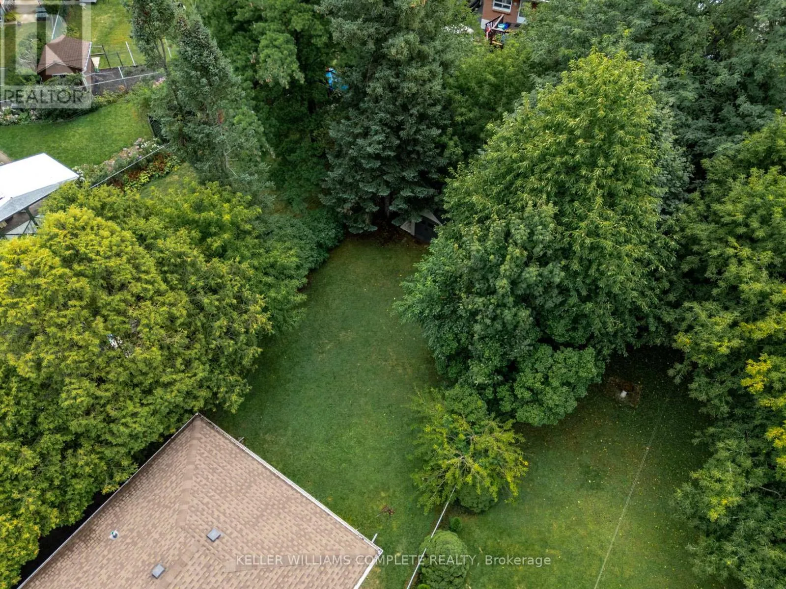1392 ROYAL DRIVE