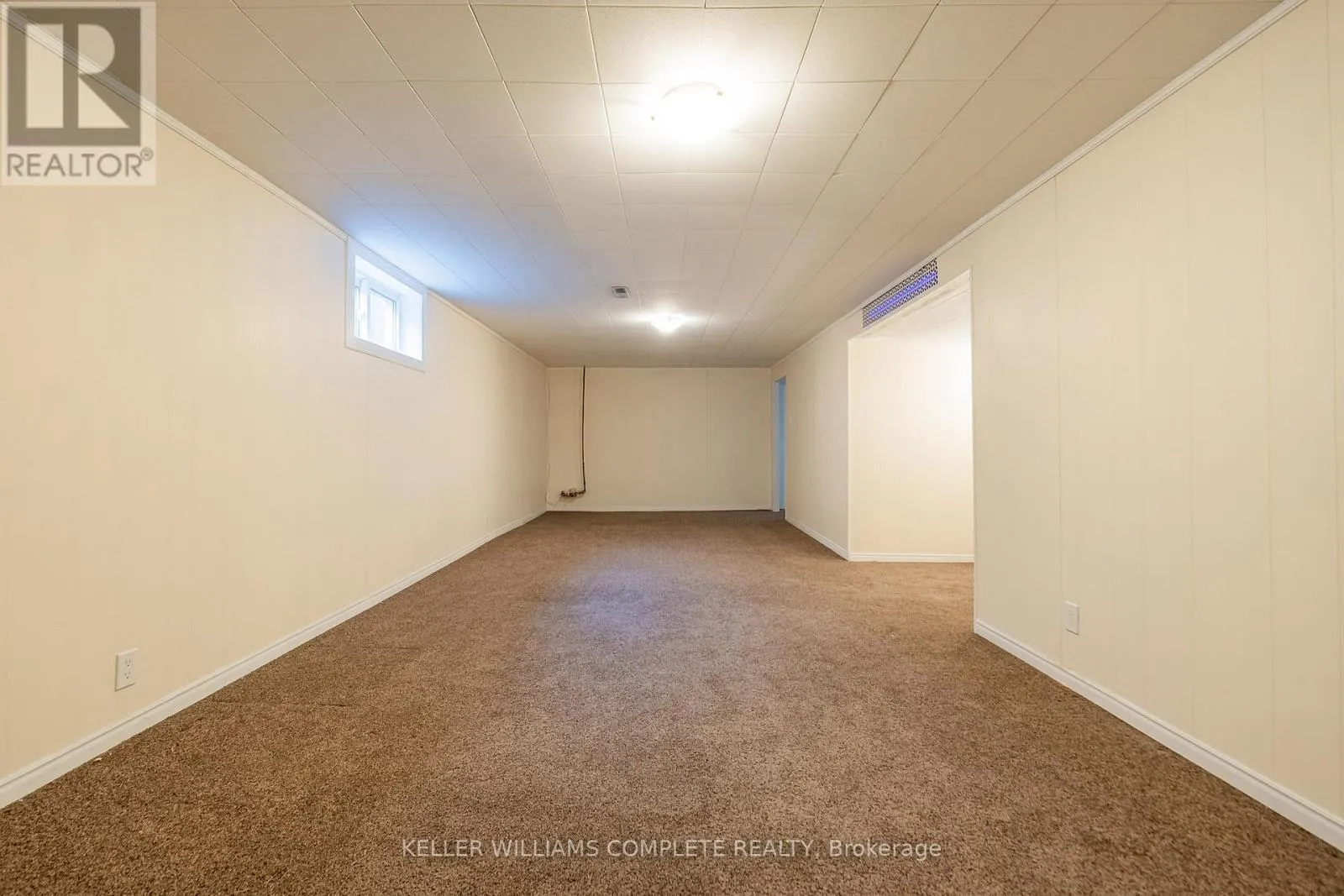 1392 ROYAL DRIVE