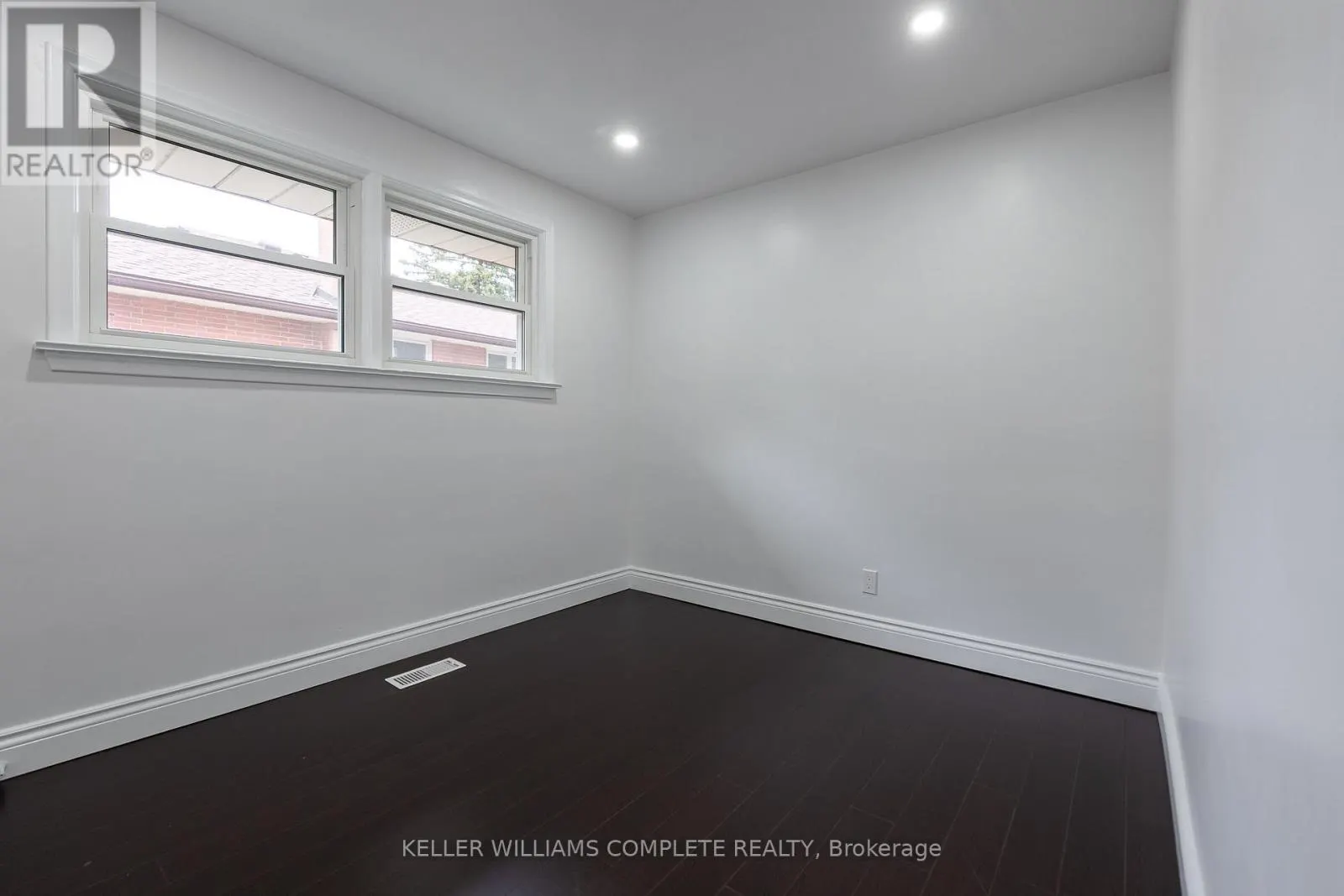 1392 ROYAL DRIVE