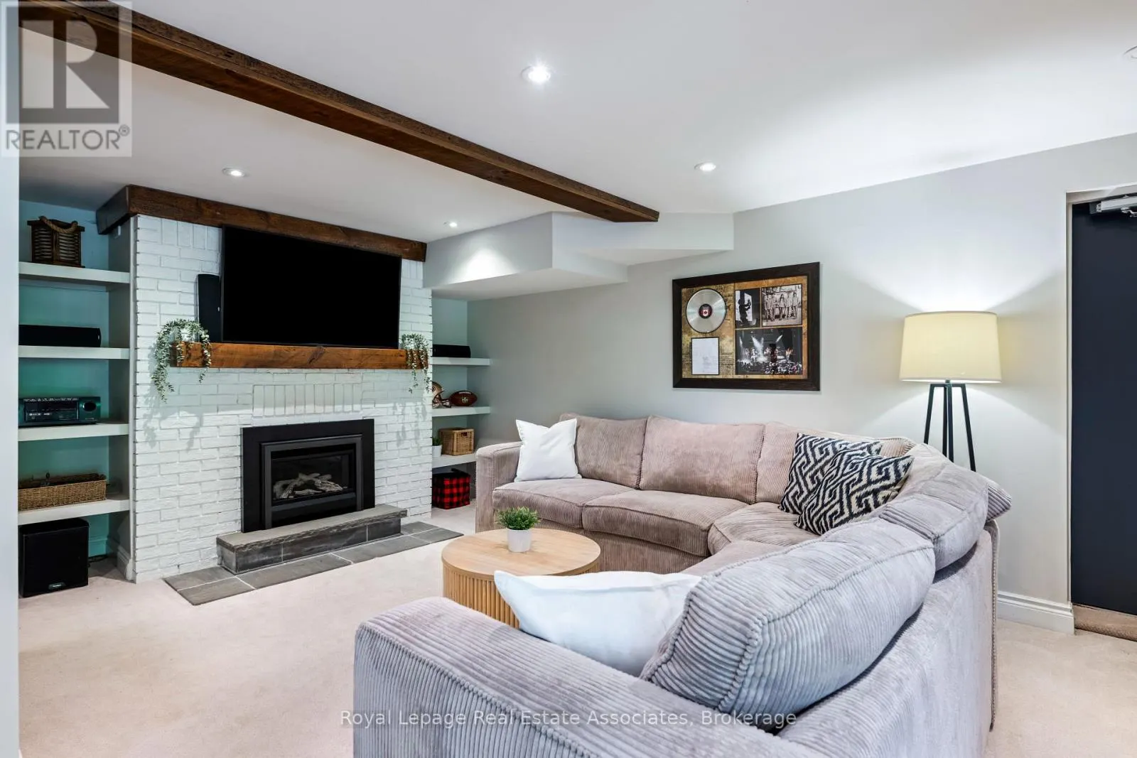 49 WILDWOOD ROAD