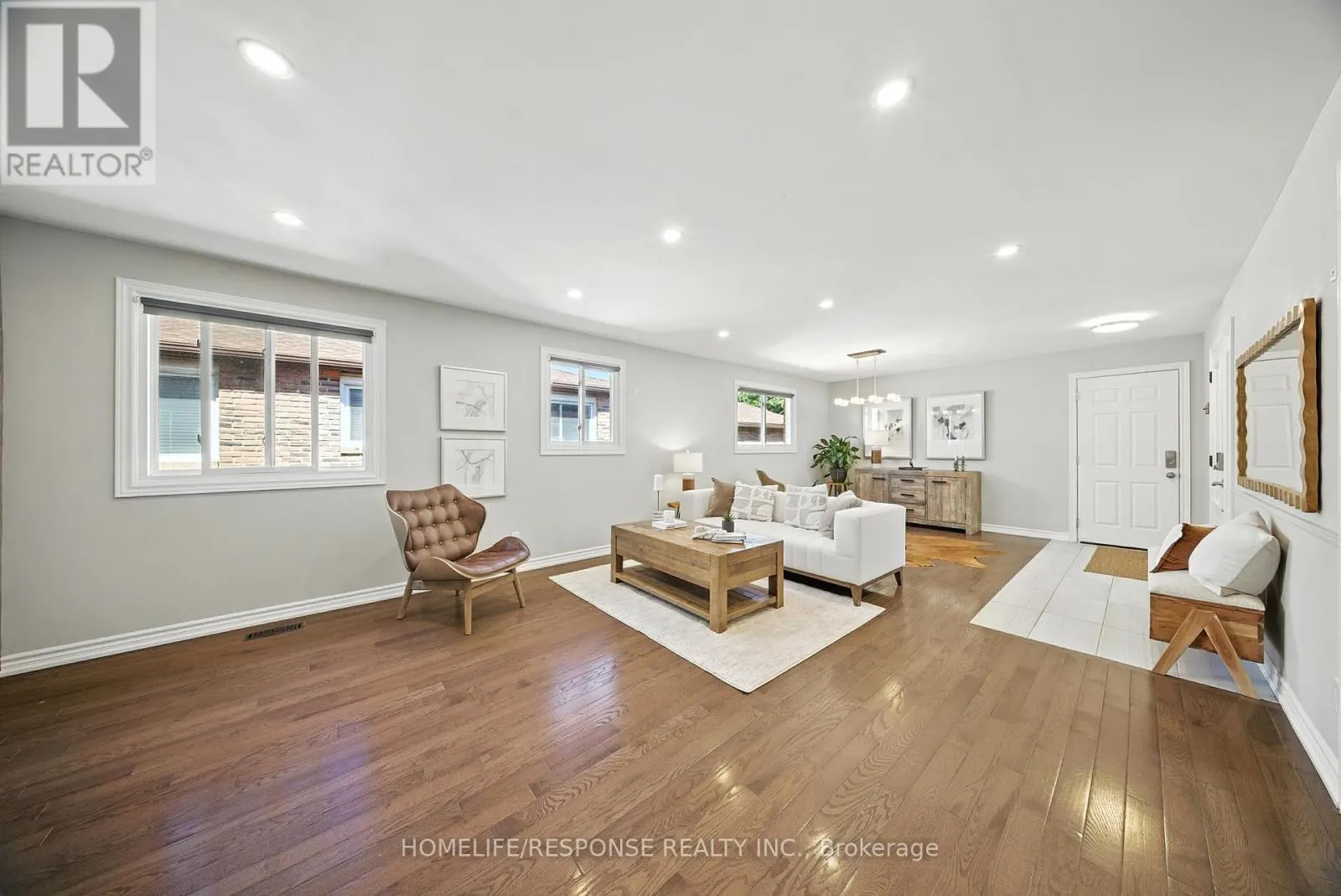 1464 JEFFERSON CRESCENT