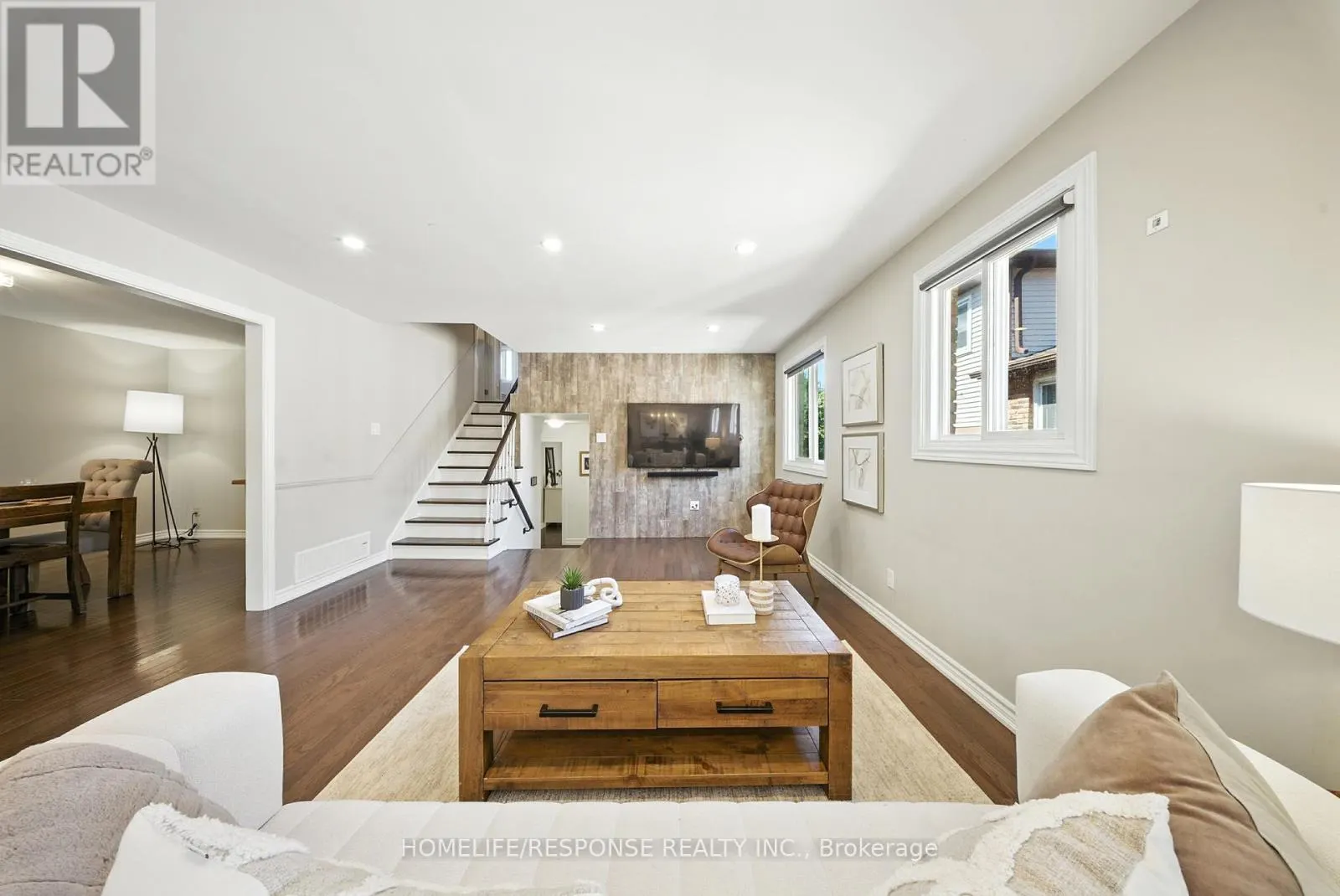1464 JEFFERSON CRESCENT