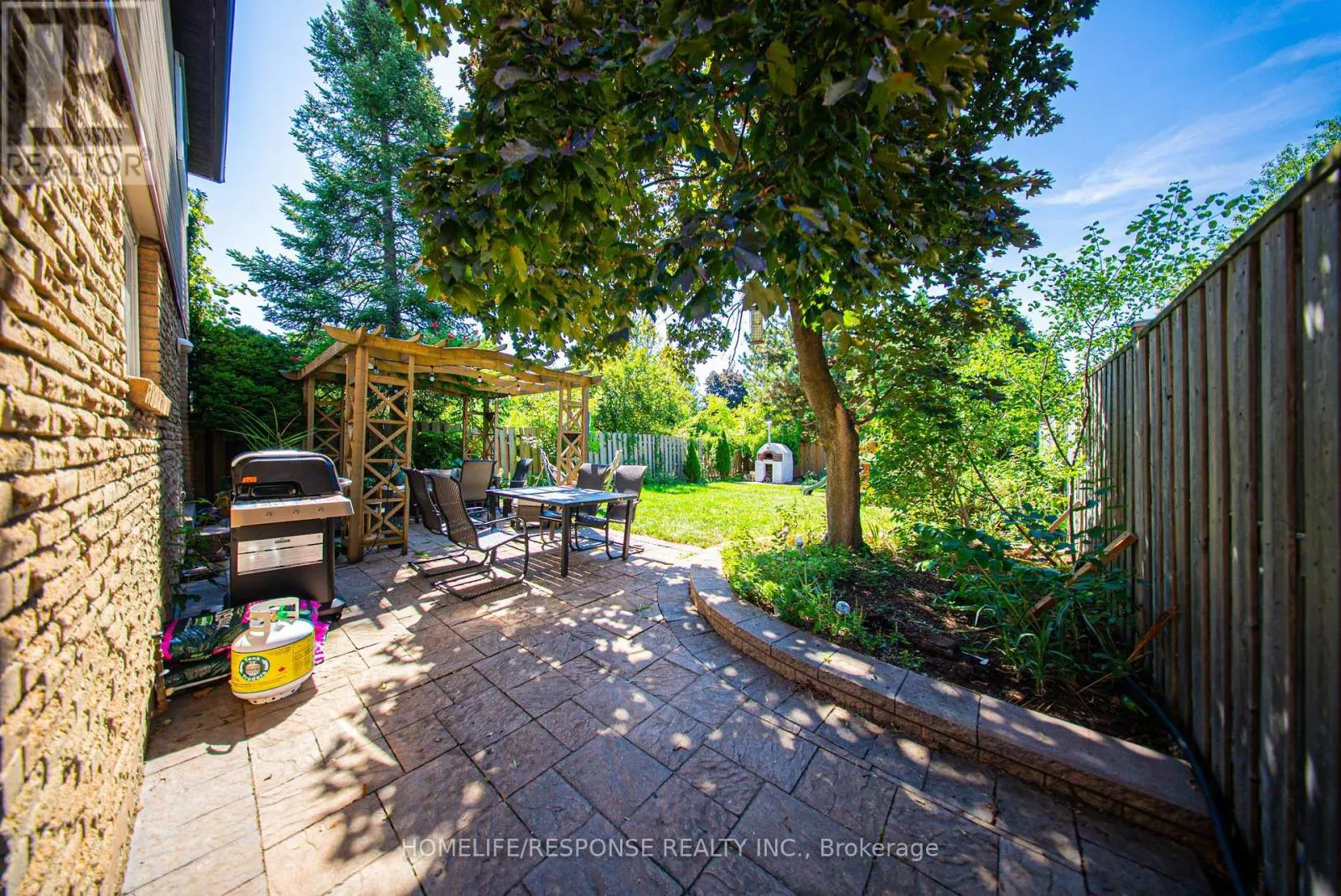1464 JEFFERSON CRESCENT