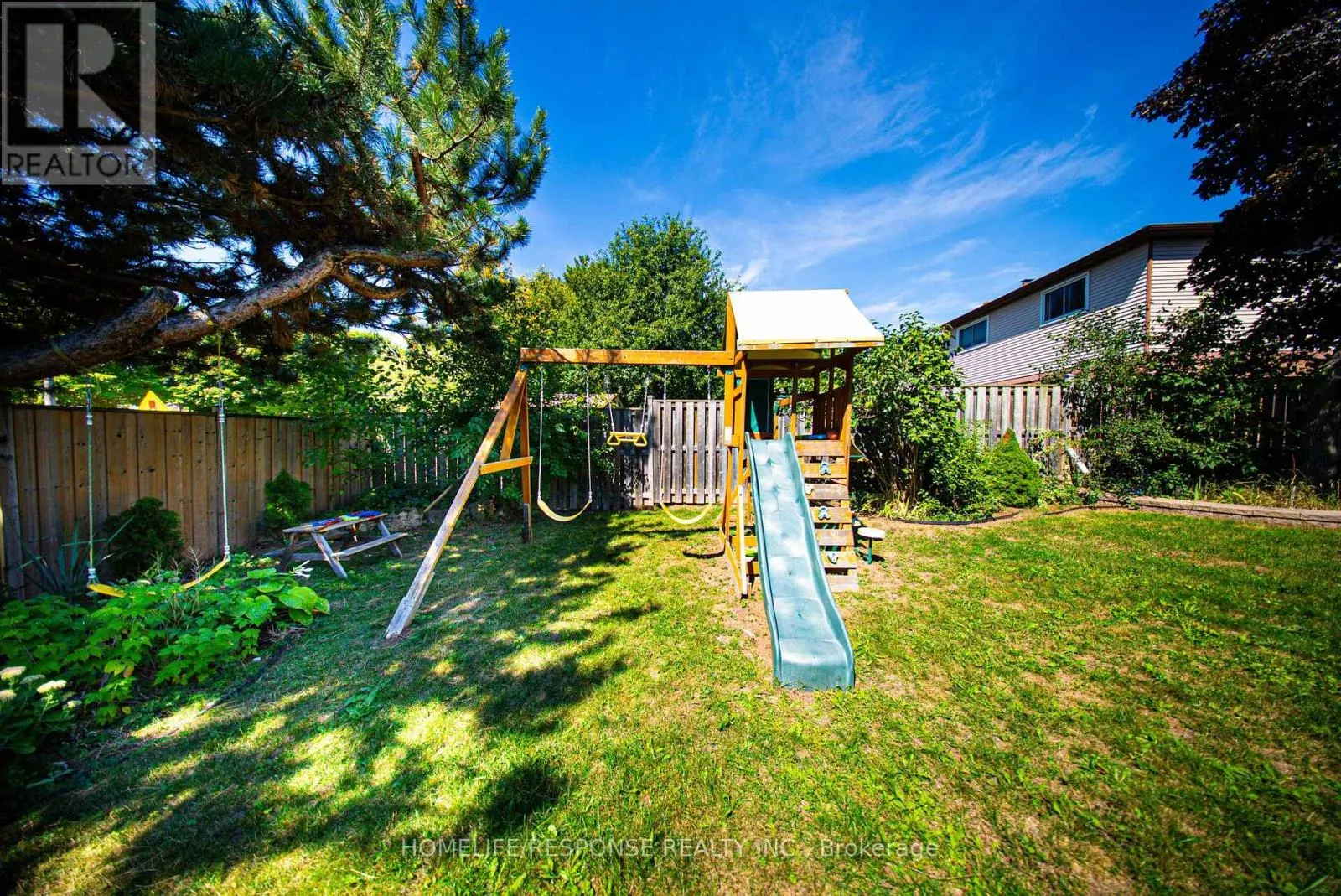 1464 JEFFERSON CRESCENT