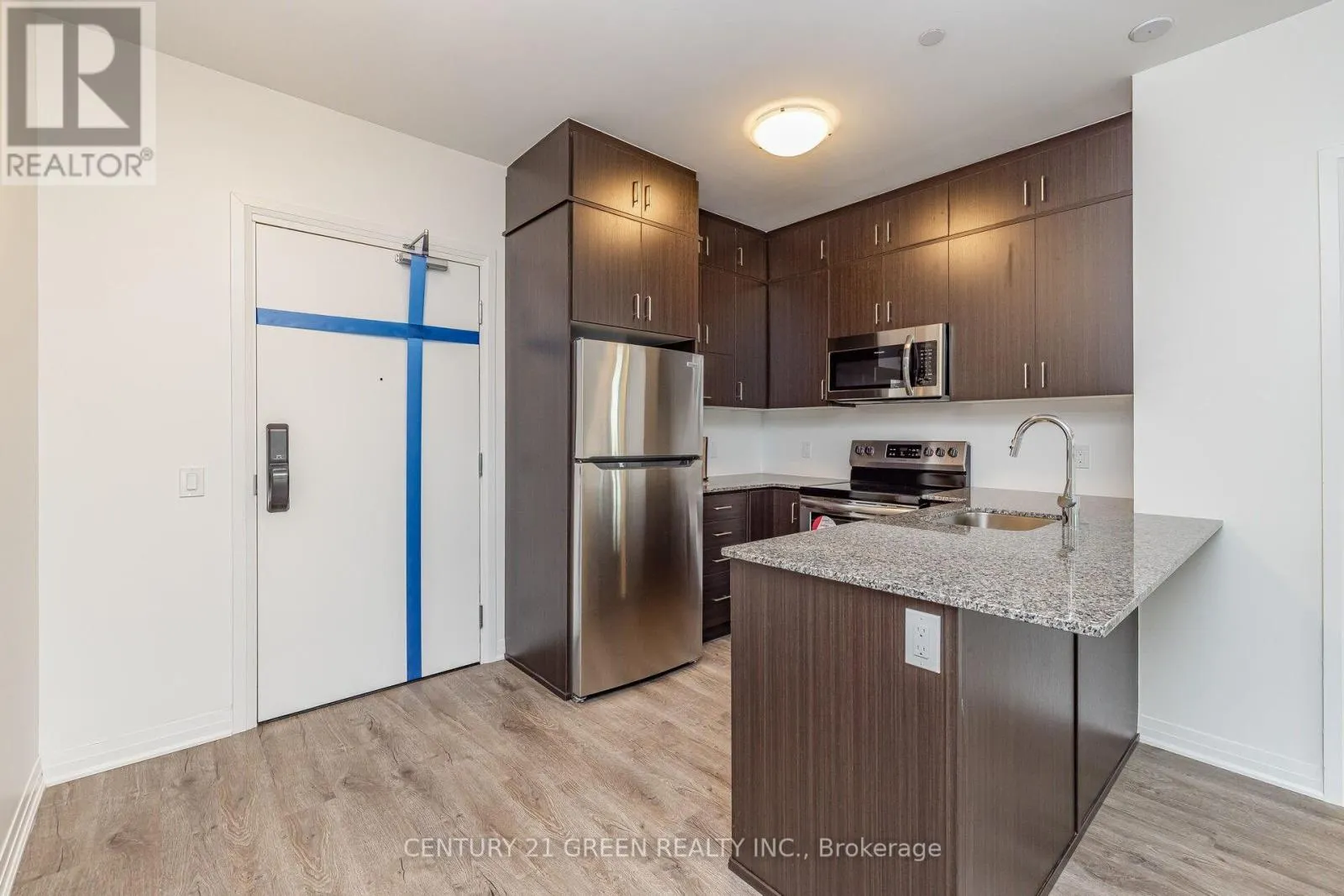 503 - 95 DUNDAS STREET W
