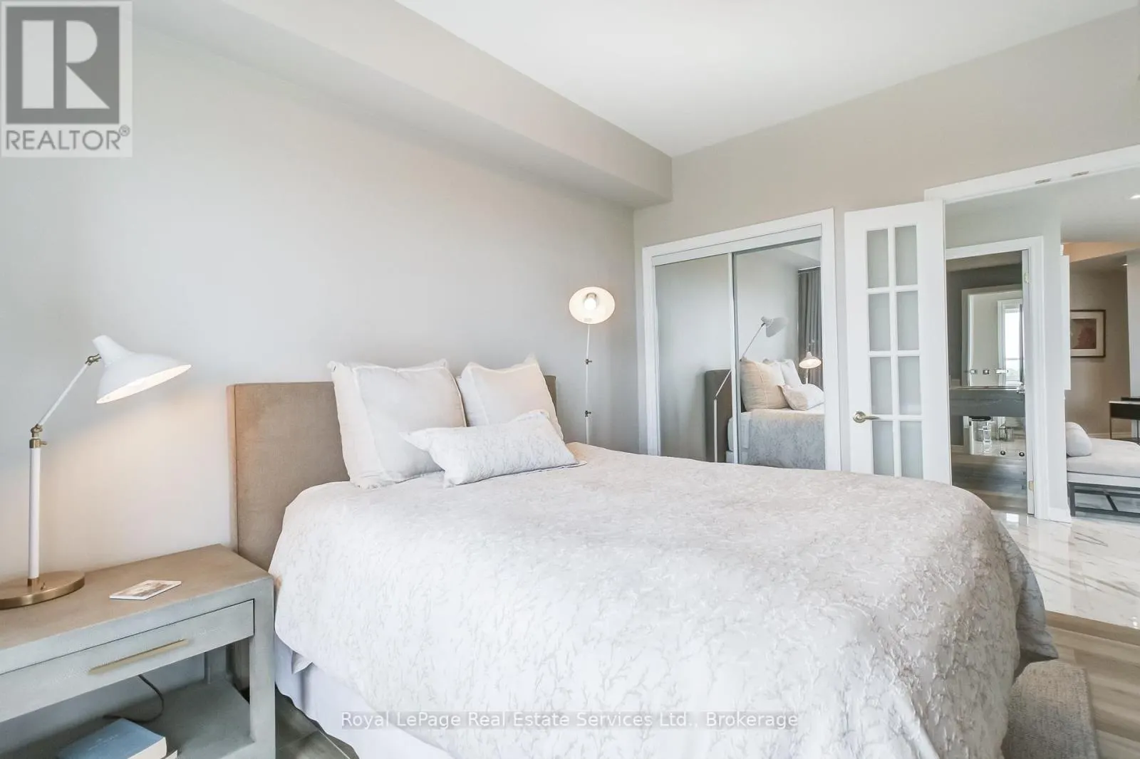 PH1 - 60 OLD MILL ROAD, #PH1