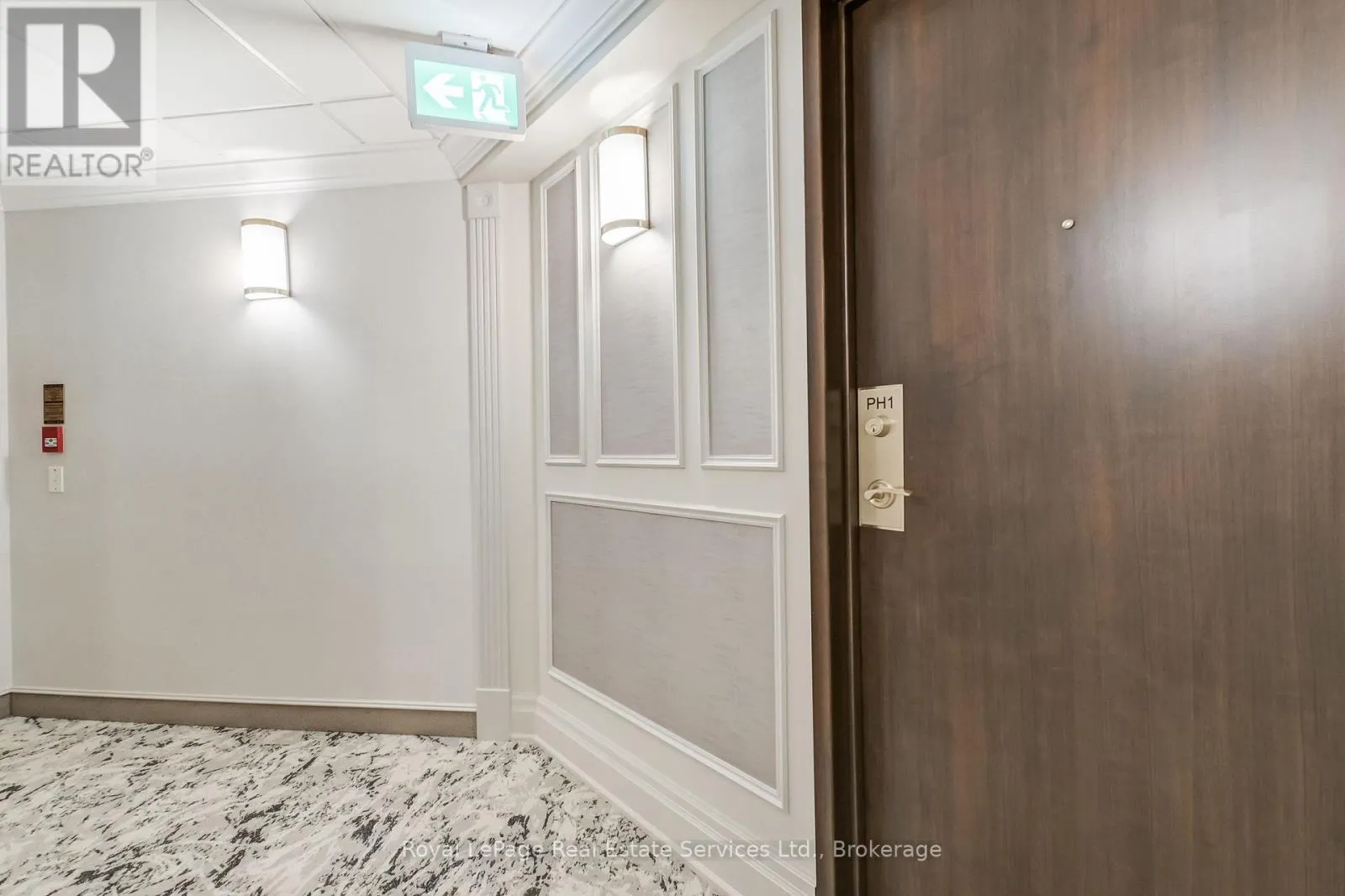 PH1 - 60 OLD MILL ROAD, #PH1
