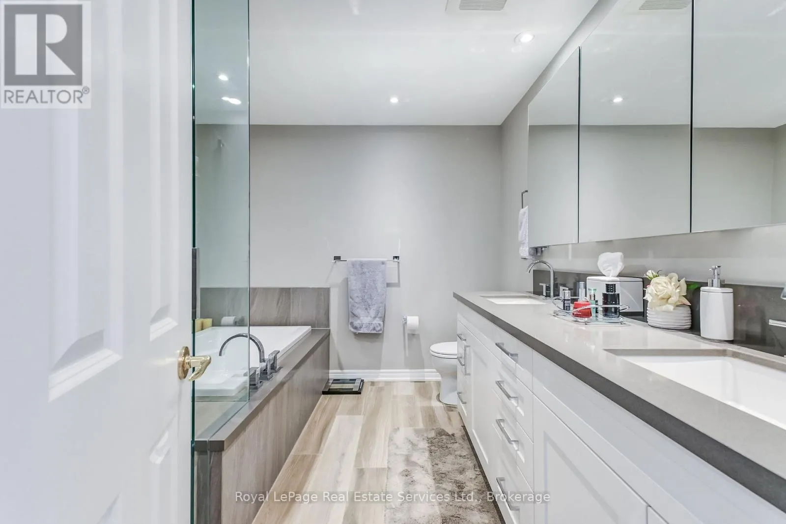 PH1 - 60 OLD MILL ROAD, #PH1