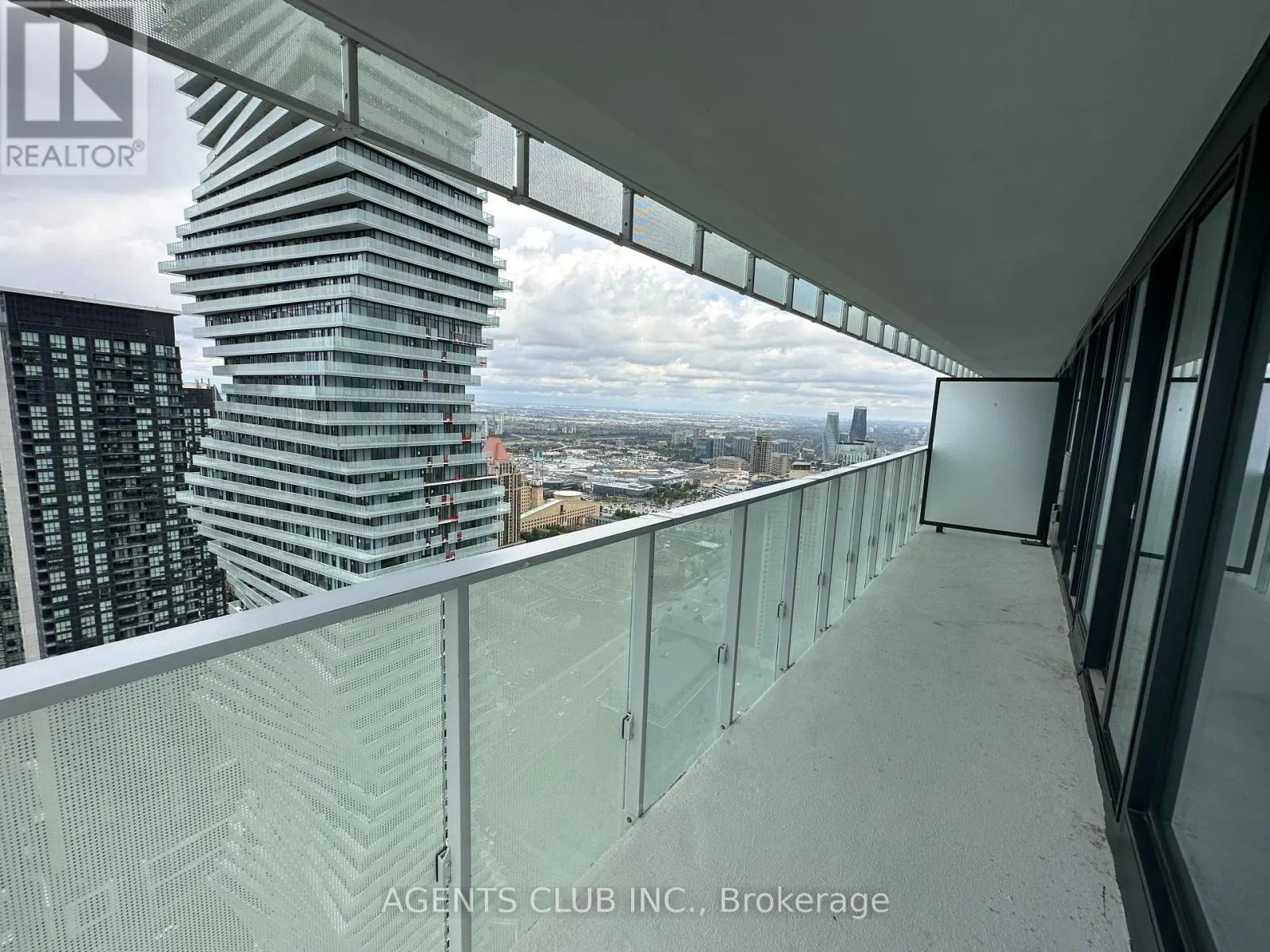 4510 - 3883 QUARTZ ROAD